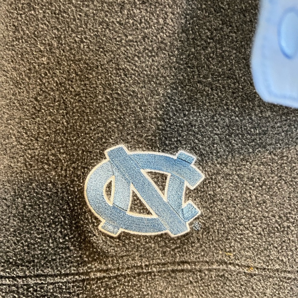 Columbia 3/4 Zip Pullover Univ of North Carolina. EUC - Picture 5 of 8